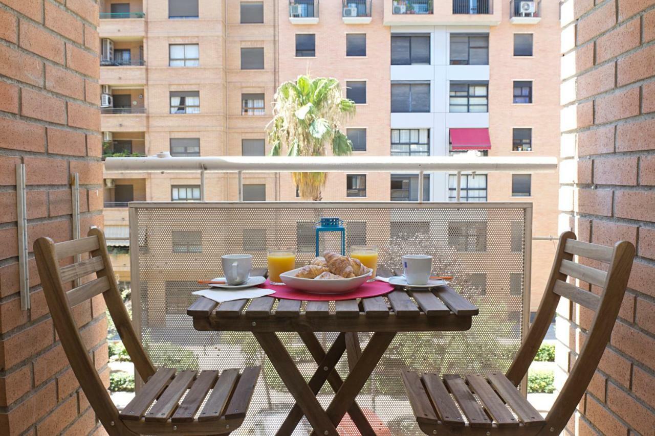 Central Park Apartment Valencia Exteriör bild